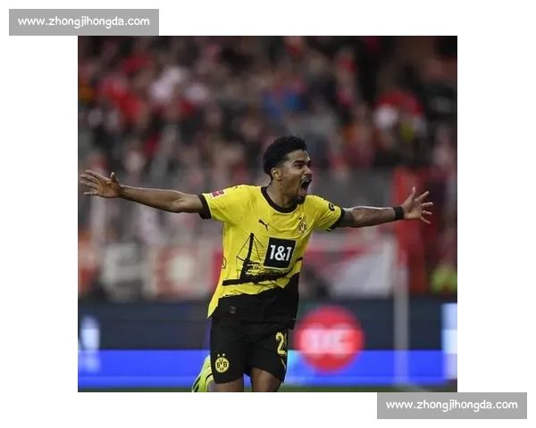 曼城截胡维拉 16 岁中场天才！劳里加盟开启蓝月青训新篇章